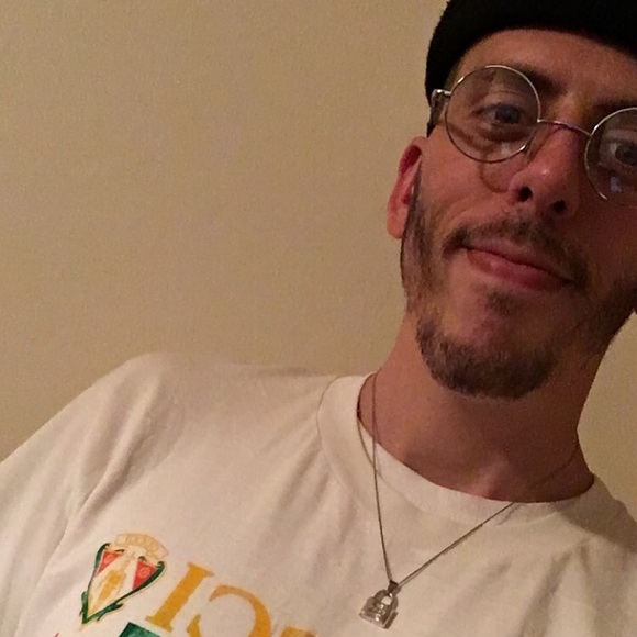 Meet your Posher, Don - Picture 1 of 1